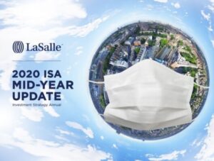 Protective mask against the background of the city