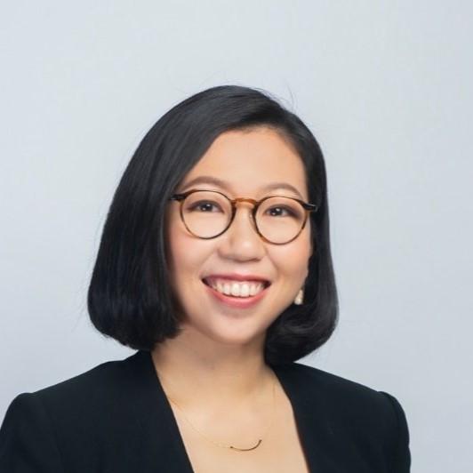 JoelleChen_CorpHeadshot 2023 square